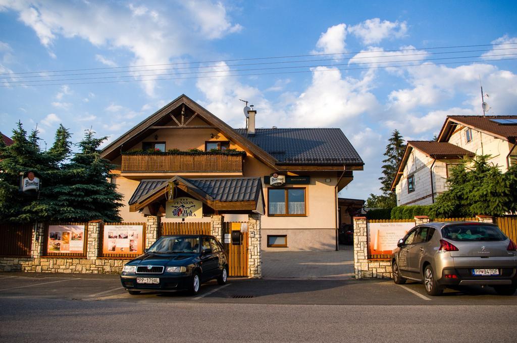 维拉佩特拉住宿加早餐旅馆 Veľký Slavkov 外观 照片